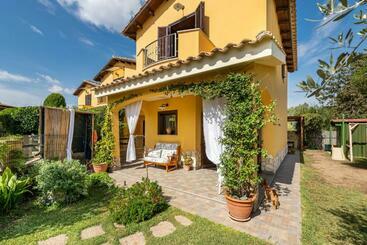 游客公寓 Villa Ginny E Clari