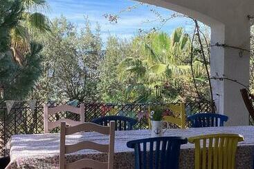 Cosy Apartment With Swimming Pool And Spacious Private Terrace
