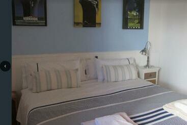 Cosy Apartment With Swimming Pool And Spacious Private Terrace