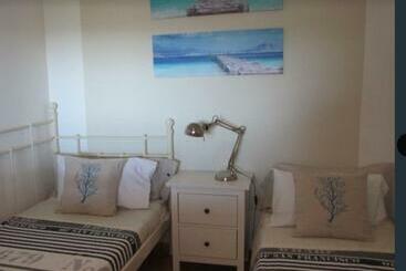 Cosy Apartment With Swimming Pool And Spacious Private Terrace