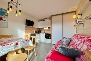 Appartement Rénové Avec Terrasse, Proche Ski Bus Et Commerces, Notre Dame De Bellecombe Fr 1 505 1