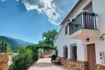 Casa Arroyo De La Celada