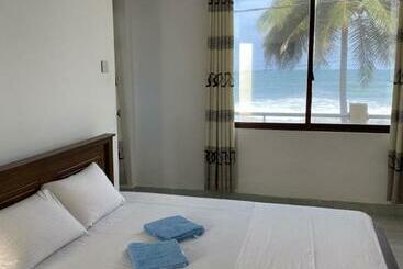 Oasis Beach Villa
