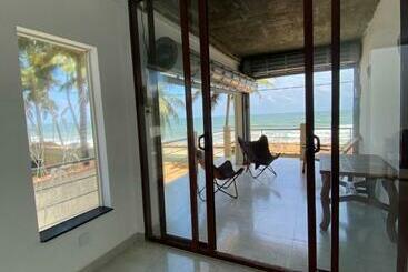 Oasis Beach Villa