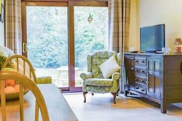 Drummond Neuk Pets Welcome Free, Country Setting, Free Onsite Parking