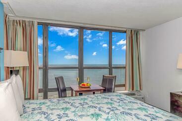 Ocean Front King Suite With Incredible Views! Sun N Sand Resort 1205 Perfect For 2 4 Guests!