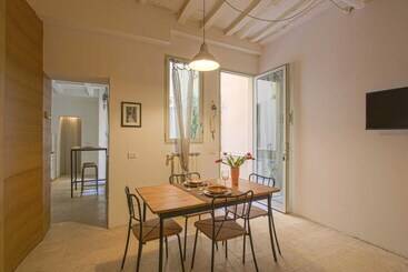 Santospirito Suite   Hosted By Sweetstay