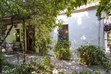 Cozy And Secluded House With Garden In Bodrum