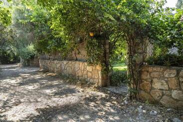 Cozy And Secluded House With Garden In Bodrum