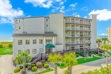 Nicely Furnished Direct Oceanfront 2 Bedroom, 2 Bath Perfect For 4!