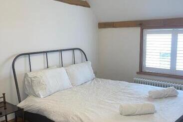 Samuel Pepys Cottage