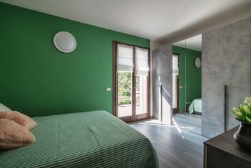 דירות לתיירים Joivy Luxury Flat & Lake Como View