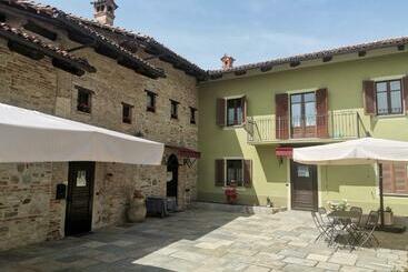 관광객 아파트 Tra Arte E Querce