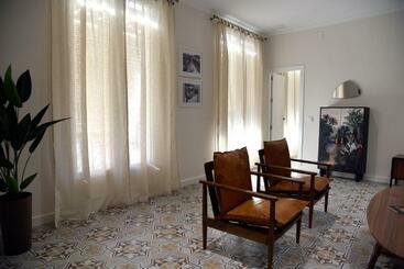 Apartamento Turístico El Soportal De La Plaza