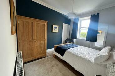 شقق خاصة سياحية Central Helensburgh 1 Br, Ground Floor Pet Friendly No 79