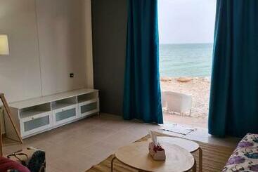 Cosy Beach House