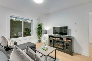 Guest Suite In South Surrey