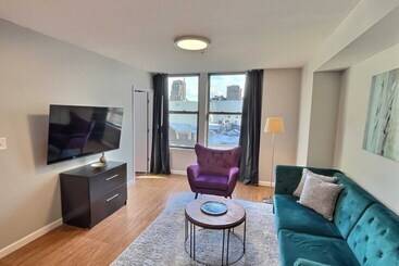 The Funky 2bd Apartment Next To The Convention Center And Reading Terminal