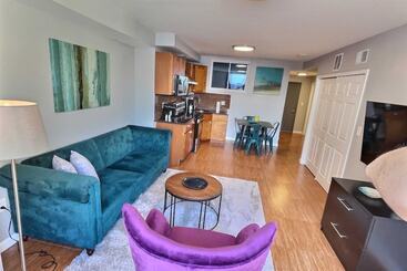The Funky 2bd Apartment Next To The Convention Center And Reading Terminal