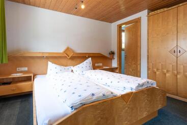 Bed and Breakfast Haus Furka