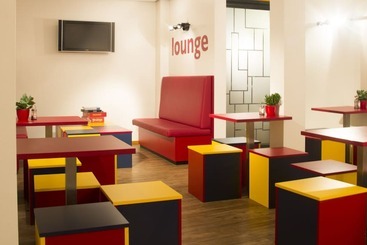 Bud Gett Hostels