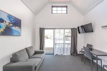 Burwood Motel