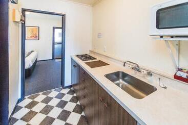 Burwood Motel