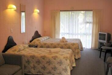 Burwood Motel