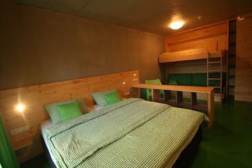 ホテル Aktiv Basemontafon