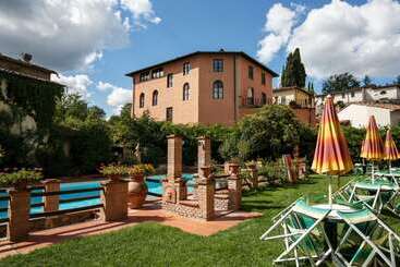 هتل Albergo Del Chianti