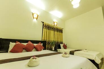هتل Bou Savy Guesthouse