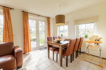 هتل Center Parcs Sandur Emmen