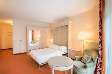 هتل Hôtel Eden Au Lac
