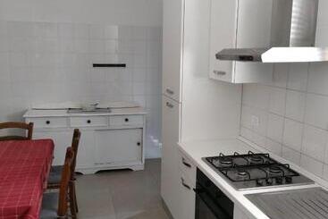 هتل La Perla