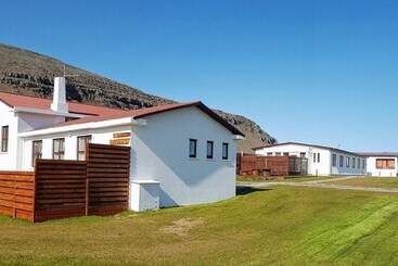 هتل Latrabjarg