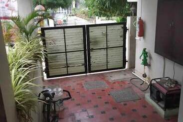 هتل Maxi Stay   Royapettah