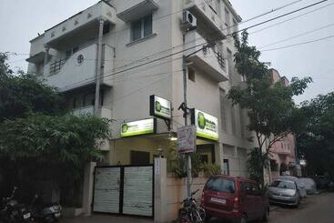 هتل Maxi Stay   Royapettah