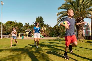 هتل Robinson Apulia All Inclusive