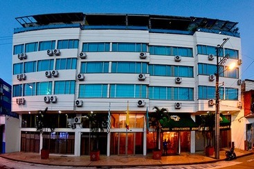 هتل Villavicencio Plaza