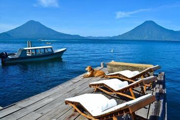 Laguna Lodge Eco Resort & Nature Reserve