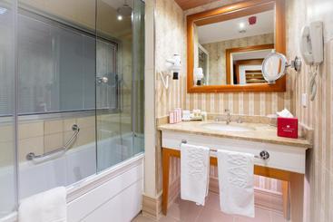 هتل Ramada By Wyndham   Sulaymaniyah Salim Street