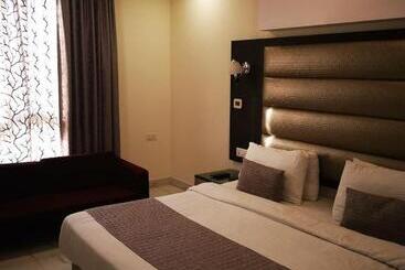 اقامتگاه Pk Residency