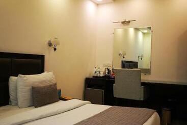 اقامتگاه Pk Residency