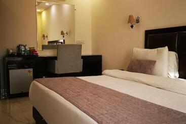 اقامتگاه Pk Residency