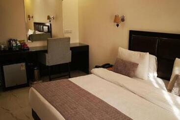 اقامتگاه Pk Residency