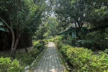 استراحتگاه Riverside By Aahma