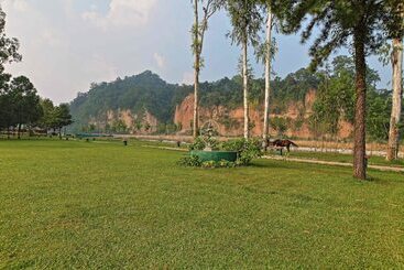 استراحتگاه Riverside By Aahma