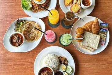 Tunamaya Beach & Spa Resort Tioman Island