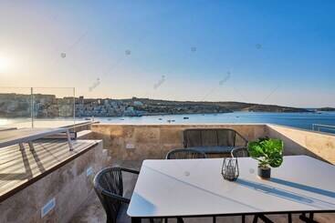 Luxury House With Pool Hosted By Sweetstay