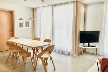 Modern, Gemütlich & Zentral   3.5 Zimmerwohnung